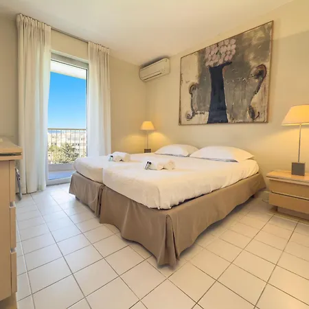 The Artist By Winsome Destination * كان